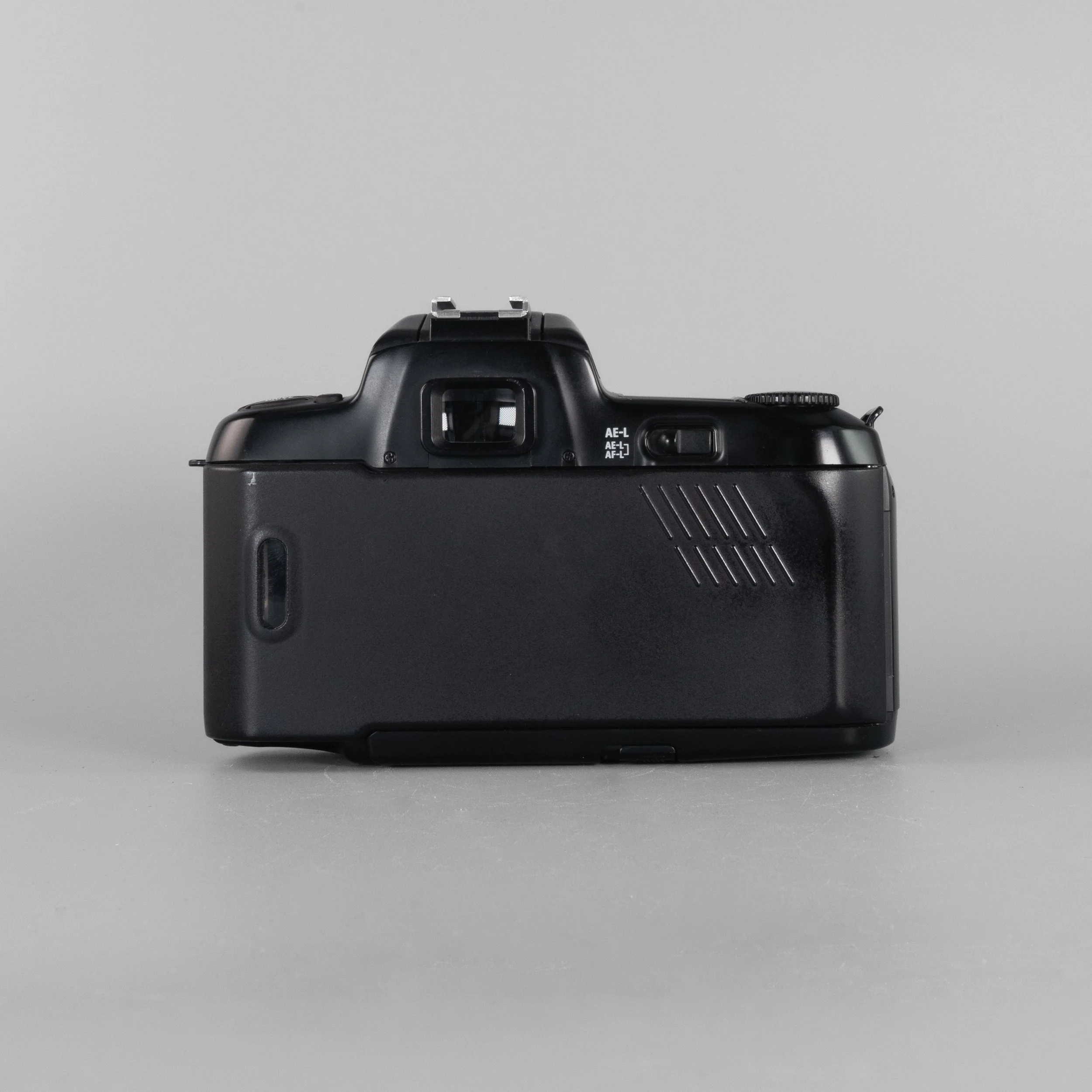 Nikon ニコン　フィルムカメラ　F-601 Nikon F-601 - Wikipedia